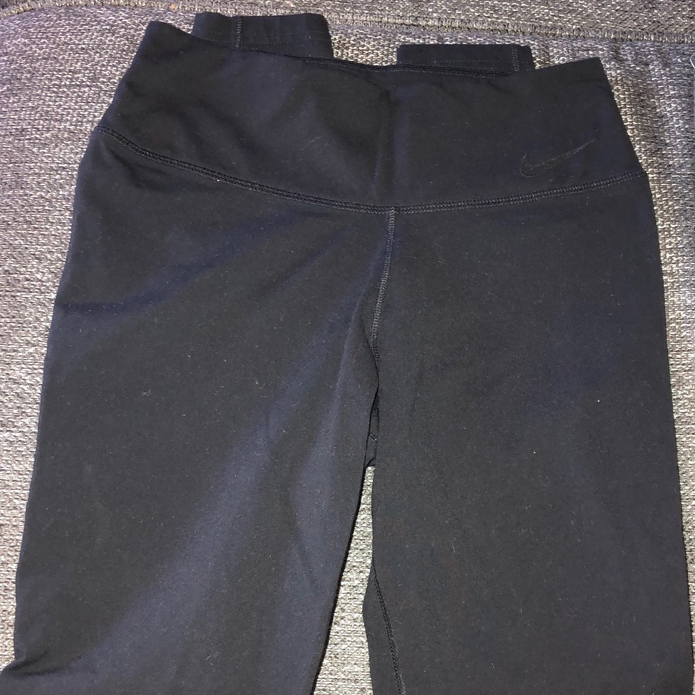 Black nike dry fit leggings